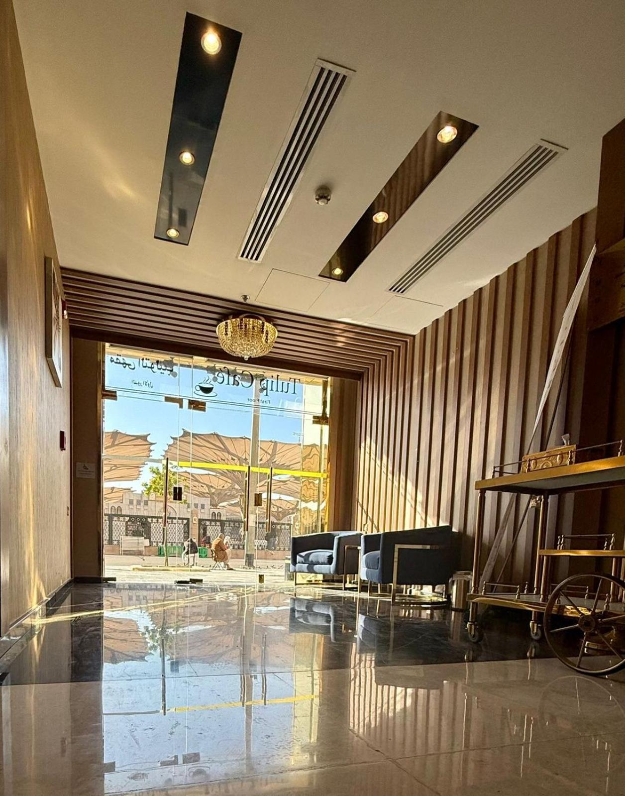 Hotel Golden Tulip Al-Zahabi Medina Esterno foto