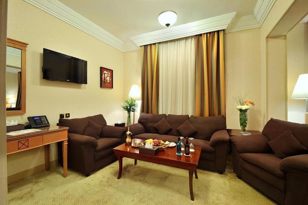 Hotel Golden Tulip Al-Zahabi Medina Esterno foto