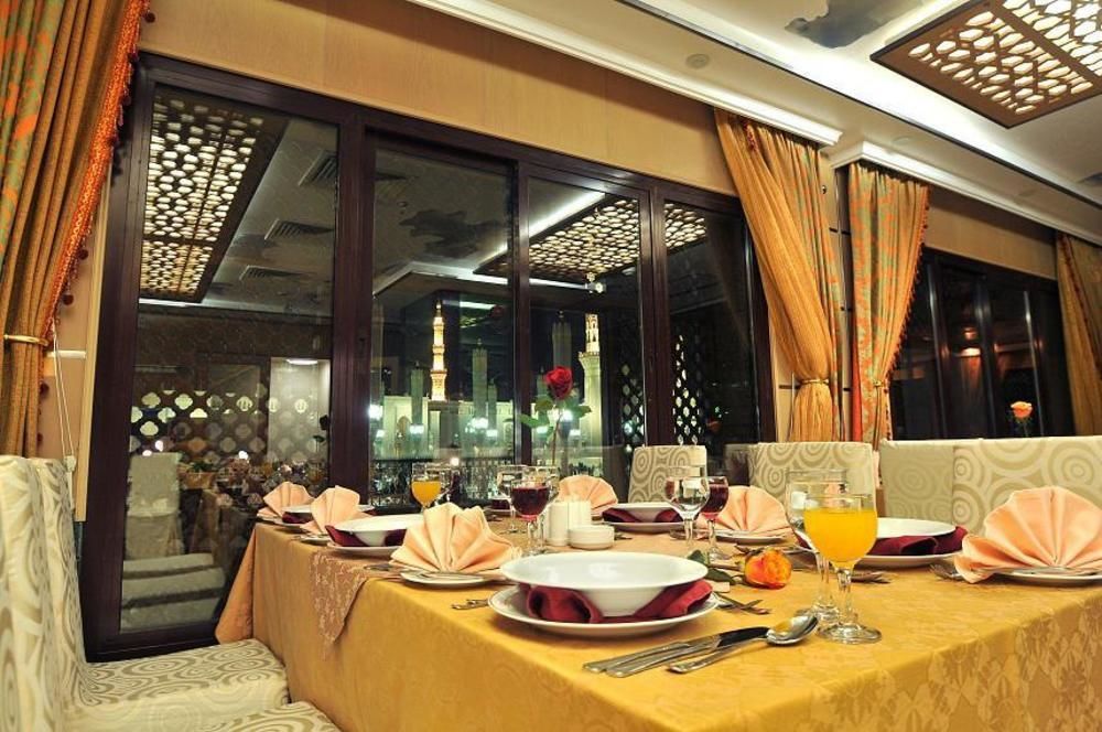 Hotel Golden Tulip Al-Zahabi Medina Esterno foto